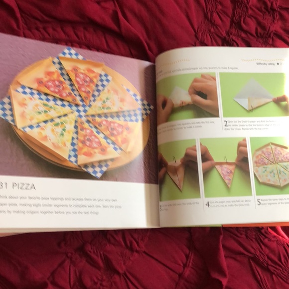 🦋2 Origami Books!🦋 - Picture 4 of 11